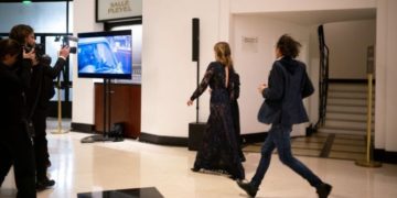 Roman Polanski: Actress walkout as he wins best director at ‘French Oscars’